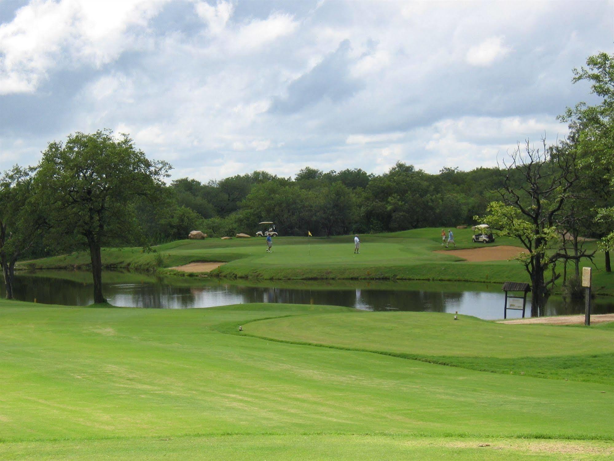 Leriba Golf Lodge Phalaborwa Buitenkant foto